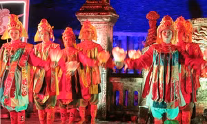 Festival Huế 2016: Chương trình nghệ thuật "Về miền Hương Ngự" đặc sắc và sâu lắng