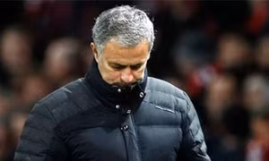 Mourinho lại gặp rắc rối