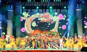 Lễ hội dân gian đường phố Việt Trì năm 2016