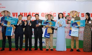 Thành phố Hồ Chí Minh đón vị khách quốc tế thứ 5 triệu
