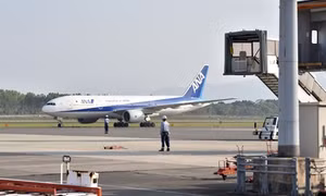 Sau động đất, sân bay Kumamoto mở cửa trở lại cho các chuyến bay thương mại