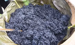 Độc đáo hương vị xôi đen