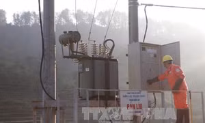 Thêm 9.100 hộ dân Sơn La được sử dụng điện lưới trước Tết Nguyên đán