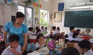 Thưởng Tết cho giáo viên, “khéo co thì ấm”
