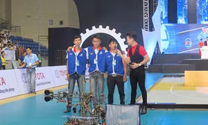 Khai mạc vòng chung kết Robocon toàn quốc năm 2016