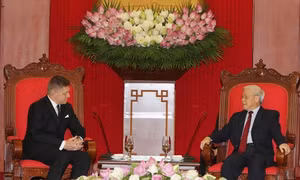 Tổng Bí thư, Chủ tịch nước, Chủ tịch Quốc hội tiếp Thủ tướng Robert Fico