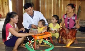 Khoảng 2 triệu trẻ em bị suy dinh dưỡng thấp còi