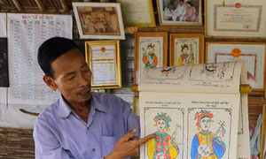 Tranh làng Sình vào mùa Tết