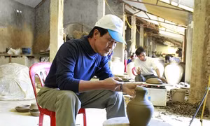 Bảo tồn và phát triển làng nghề truyền thống gốm Gia Thủy