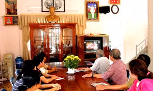 Niềm tin ý Đảng lòng dân
