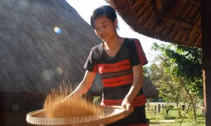 Lễ hội AZa Koonh của dân tộc Tà Ôi