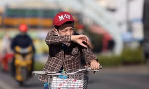 Nắng mạnh ở miền Bắc trước khi trời trở lạnh