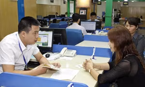 Doanh nghiệp vẫn phải mất nhiều tiền “bôi trơn”