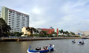 Kỷ niệm 40 năm Thành phố Hồ Chí Minh mang tên Bác: Bài 1 - Tự hào Thành phố Hồ Chí Minh
