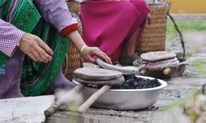 Du khách đổ đến Cao nguyên đá Đồng Văn dịp 2/9