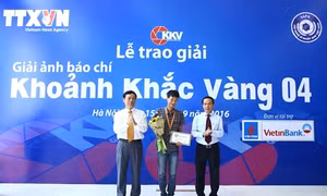 Khoảnh khắc Vàng 04” tôn vinh 22 tác phẩm ảnh xuất sắc