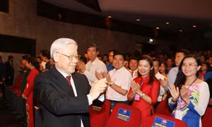 Tuyên dương thanh niên tiên tiến làm theo lời Bác