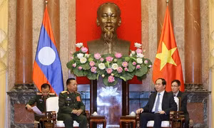 Lãnh đạo Đảng, Nhà nước tiếp Bộ trưởng Bộ Quốc phòng Lào
