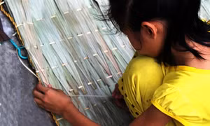 Làng nghề chằm áo tơi hơn 300 năm tuổi ở Yên Lạc
