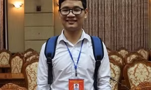 Chàng sinh viên nghèo nỗ lực trở thành thủ khoa
