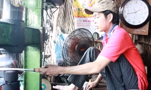 Nghề rèn thủ công ở huyện U Minh Thượng ngày càng mai một