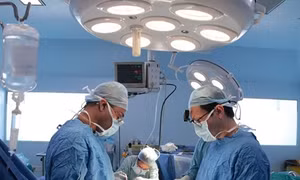 Hy vọng cho người bệnh tim nhờ ghép tim nhân tạo tại Nga