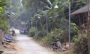 "Thắp sáng đường quê" vùng cao Lai Châu