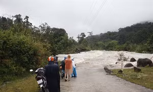 Kon Tum: Hai xã Đăk Ring và Đăk Nên, huyện Kon Plông bị cô lập do mưa lũ
