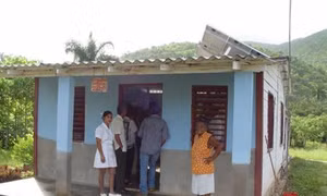 Bác sĩ gia đình - Nền tảng thành công trong chăm sóc y tế toàn dân của Cuba
