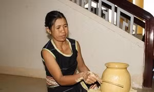 Nghề gốm truyền thống của người Bahnar ở Kon Rẫy