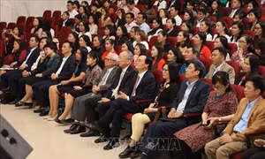 Xây dựng trường học hạnh phúc từ sự thay đổi của hiệu trưởng