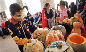 Ngày hội chạm khắc bí ngô lớn nhất Châu Âu