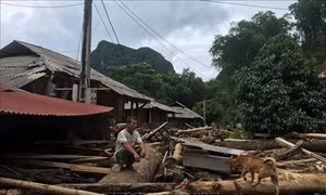 Đã tìm thấy thi thể một nạn nhân sau lũ quét kinh hoàng tại bản Sa Ná