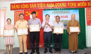 Hậu Giang tăng cường tuyên truyền cho người dân về bảo vệ nguồn lợi thủy sản
