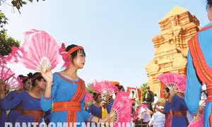 Tưng bừng Lễ hội Ka Tê của người Chăm ở Ninh Thuận