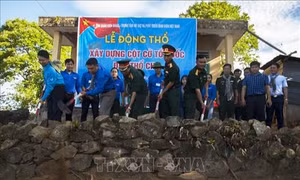 Xây dựng Cột cờ Tổ quốc trên đảo Thổ Chu