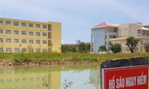 Bé trai 8 tuổi tử vong do đuối nước khi tắm ao ở Yên Bái
