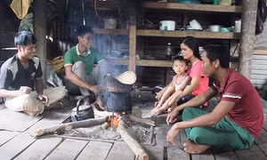 Bếp lửa trong đời sống của người Pa Cô, Vân Kiều