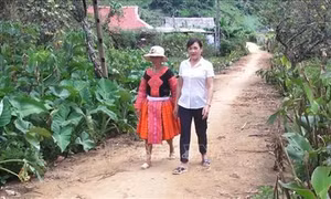 Cô giáo góp phần thay đổi cuộc sống của đồng bào dân tộc Mông ở Hang Kia