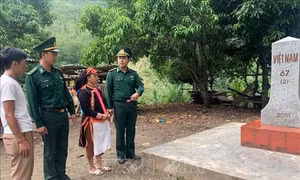 Chuyện người mang “quân hàm xanh” đi cắm bản (Bài 4)