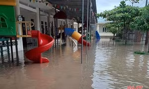 Hà Tĩnh: Gần chục nghìn học sinh miền núi nghỉ học do mưa lũ