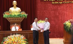 Thủ tướng phê chuẩn kết quả bầu lãnh đạo UBND tỉnh Hòa Bình và Lai Châu