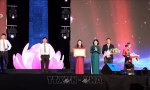 Phó Chủ tịch nước Đặng Thị Ngọc Thịnh dự Lễ kỷ niệm 40 năm Ngày công nhận Khu Di tích lịch sử Quốc gia đặc biệt Côn Đảo