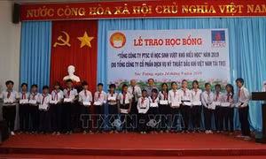 Trao học bổng năm 2019 cho học sinh dân tộc Khmer vượt khó ở Sóc Trăng