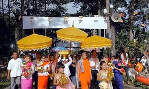 Đồng bào Khmer Sóc Trăng đón lễ Kathina