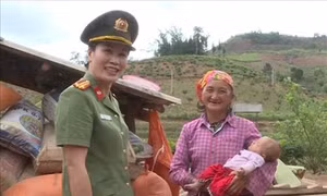 Gắn bó vì cuộc sống bình yên của đồng bào vùng cao Sơn La