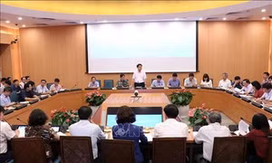 Hà Nội tăng cường triển khai các biện pháp phòng chống dịch sởi, sốt xuất huyết