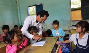 Đắk Lắk sắp xếp lại hệ thống mạng lưới giáo dục, nâng cao chất lượng dạy và học