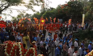 Tưng bừng khai hội Vía Bà Chúa Xứ Núi Sam năm 2019