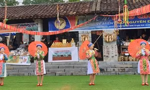 Phiên chợ vùng cao “Về miền cao nguyên đá”
